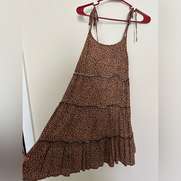 Flowy Leopard Dress - Size Large - Picture 1 of 5